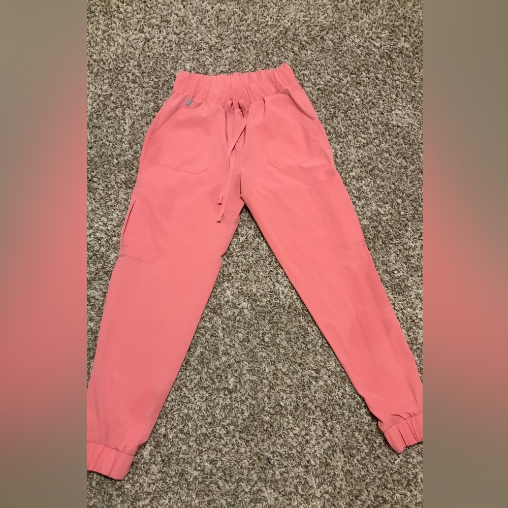 Scrub pants